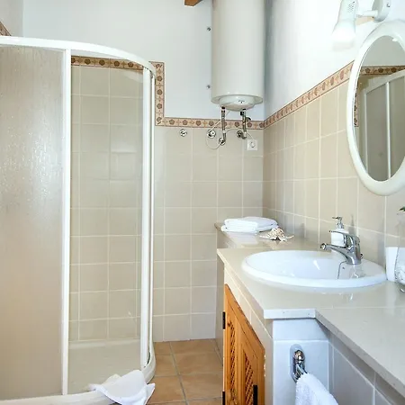 Owl Bennasar - Rustic Villa